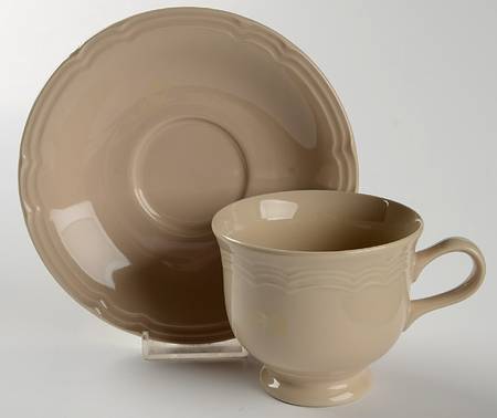 Sandreef Footed Cup & Saucer Set