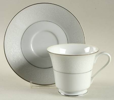 Shannon Footed Cup & Saucer Set