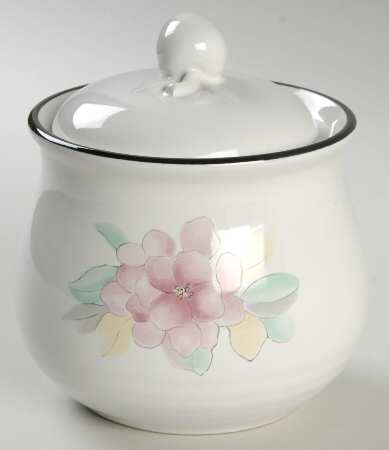 Soft Focus Sugar Bowl & Lid