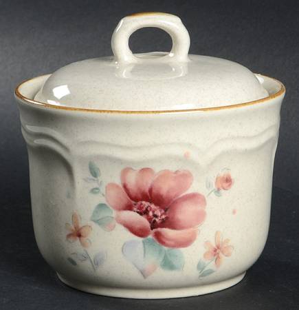 Something Special Sugar Bowl & Lid