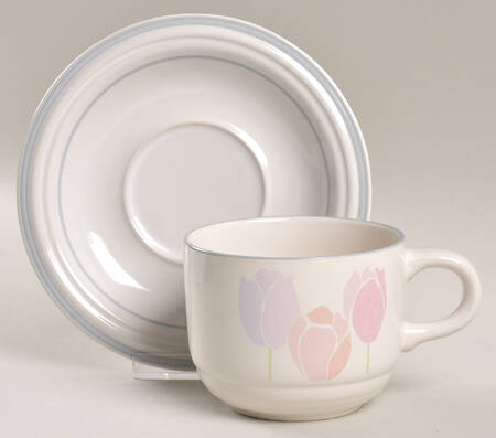 Spring Up Flat Cup & Saucer Set