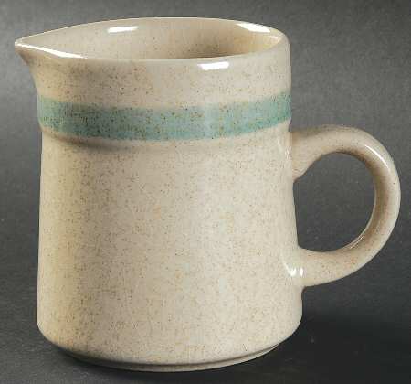 Sweet Briar Creamer