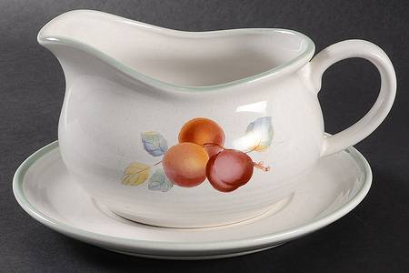 Sweet Bounty Gravy Boat & Underplate