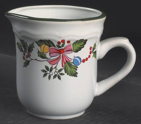 Tradition Creamer