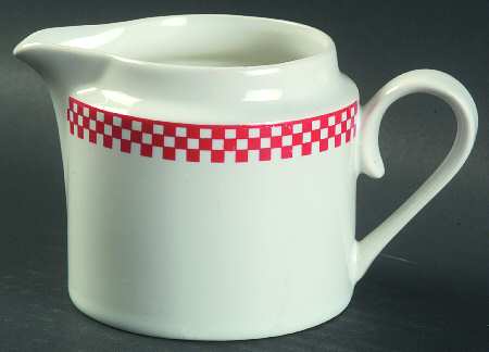 Trattoria Red Creamer