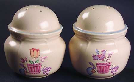 Welcome Home Salt & Pepper Set