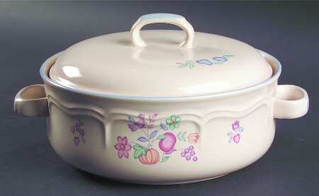 Welcome Home Round Covered Vegetable