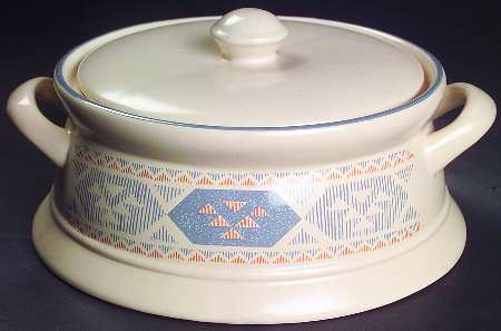 Zuni Round Covered Vegetable