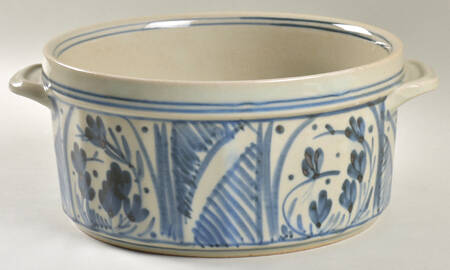 Martha's Flowers 8" Souffle by Iron Mountain