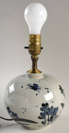 Martha's Flowers 10" Electric Lamp No Shade