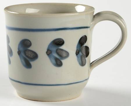 Martha's Flowers Flat Cup