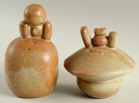 White Top Sculpted Salt & Pepper Set