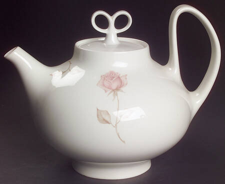 Beige Rose (Rim) Teapot & Lid