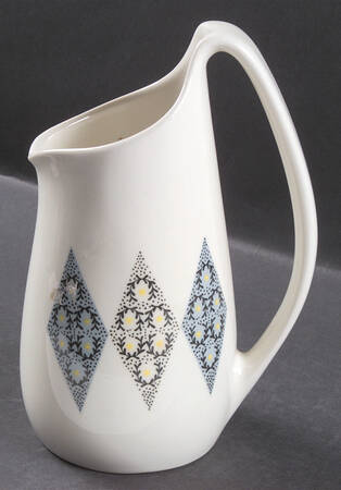 Blue Diamonds 32 Oz Pitcher