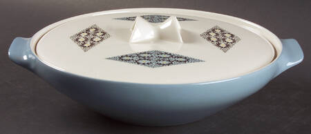 Blue Diamonds Round Covered Vegetable
