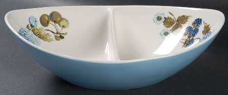 Blue Vineyard 11" Oval Divided Vegetable Bowl