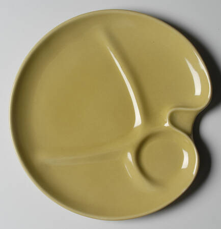 Casual Avocado Party Plate w/Cup Indent