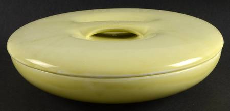 Casual Avocado Rd Covered Vegetable Bowl (RV10 Base & Recessed lid