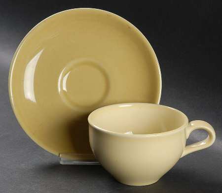Casual Avocado Flat Cup & Saucer Set