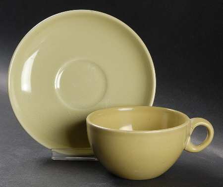 Casual Avocado Flat Cup & Saucer Set