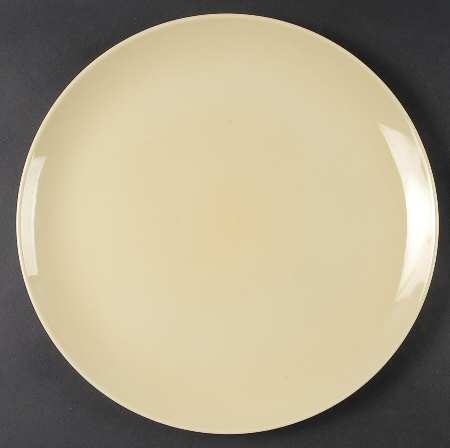 Casual Avocado 13" Chop Plate (Round Platter)