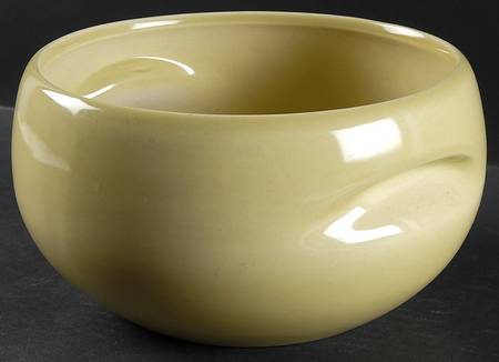 Casual Avocado 4 Qt Casserole Either Knob Or Recess No Lid