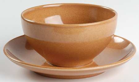 Casual Brown Gravy Boat with Attached Underplate