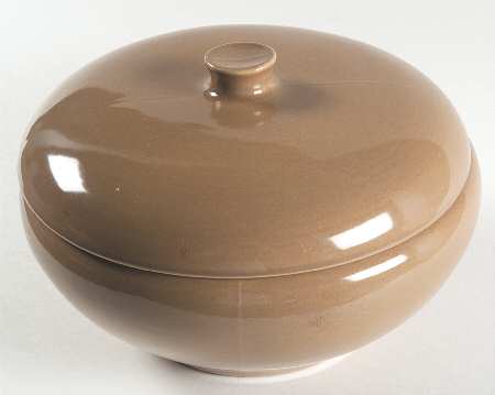 Casual Brown 2 Qt Covered Casserole with Knob Lid