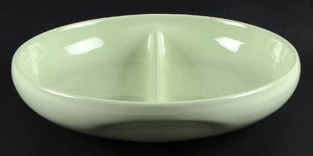 Casual Lettuce Green Round Divided Vegetable Bowl
