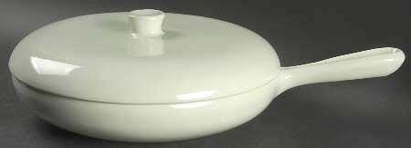 Casual Lettuce Green 10" Skillet W/Knob Lid