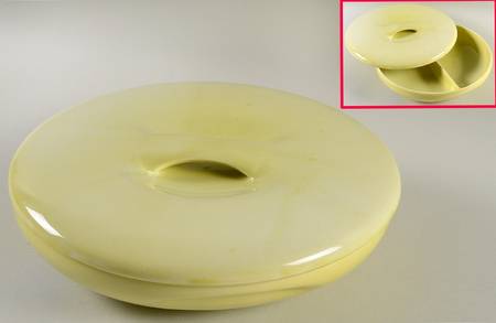 Casual Lemon Divided Rd Covered Vegetable Bowl (RDV Base/Recess