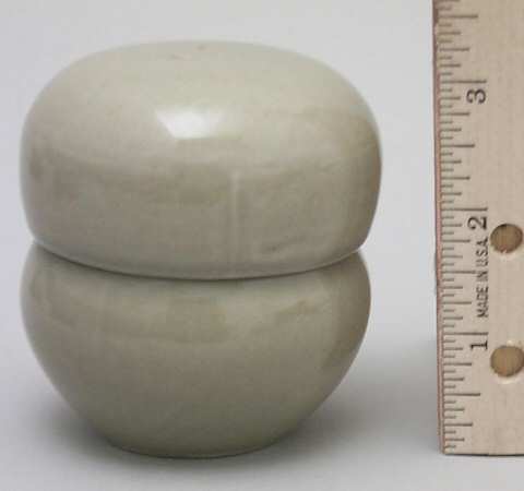 Casual Oyster Stacking Salt & Pepper Set