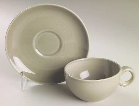 Casual Oyster Flat Cup & Saucer Set