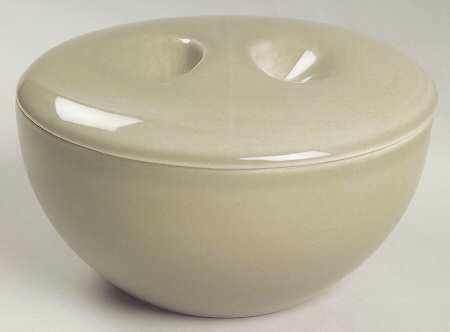 Casual Oyster Covered Soup Bowl with Coupe Soup Bowl Base