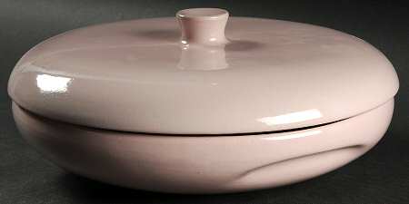 Casual Pink Divided Round Covered Vegetable Bowl (RDV*/Knob Li