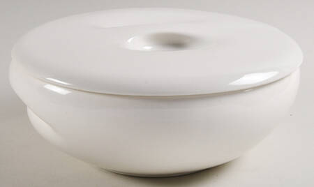 Casual White 2 Qt Covered Casserole with Recess Lid