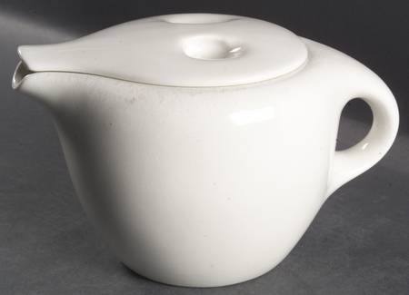 Casual White Coffee Pot & Lid