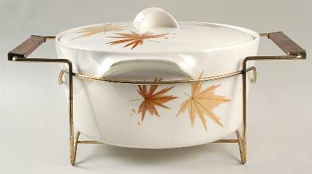 Harvest Time Dutch Oven with Metal Stand