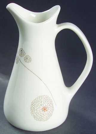 Pompon Creamer