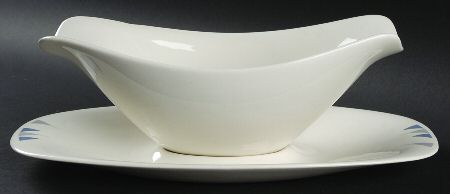 Pyramids Gravy Boat & Underplate