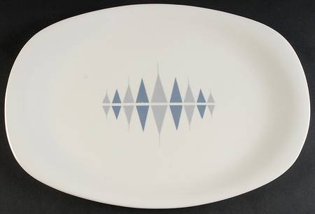 Pyramids 15" Oval Serving Platter