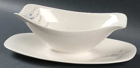 Vision Gravy Boat with Attached Underplate