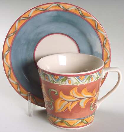 Acanthus Flat Cup & Saucer Set