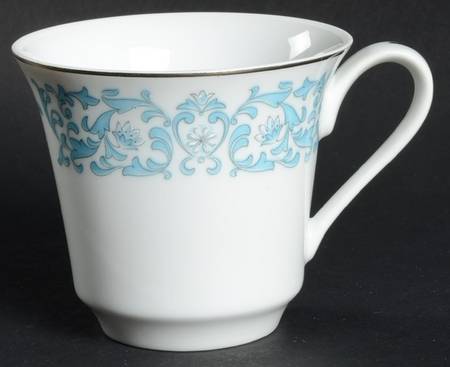 Melody Footed Cup