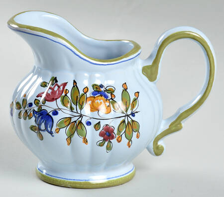 010835 Creamer