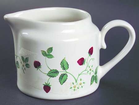 Strawberry Fair (No Green Trim) Creamer