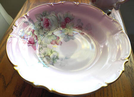 IME4 10" Footed Bowl
