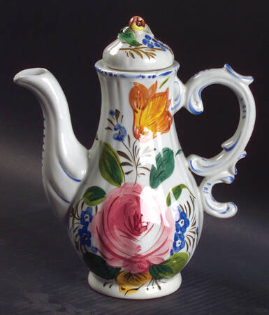 Nove Rose Coffee Pot & Lid