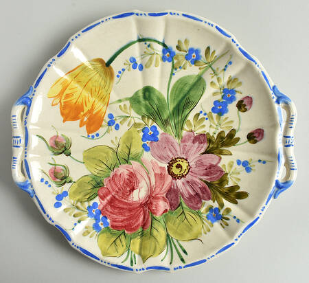 Nove Rose Handled Cake Plate