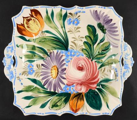 Nove Rose Handled Cake Plate
